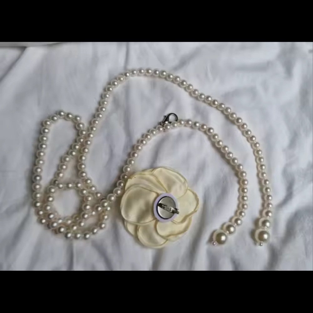 White Rose Vintage Romantic Pearl Belt - Picture 12 of 15